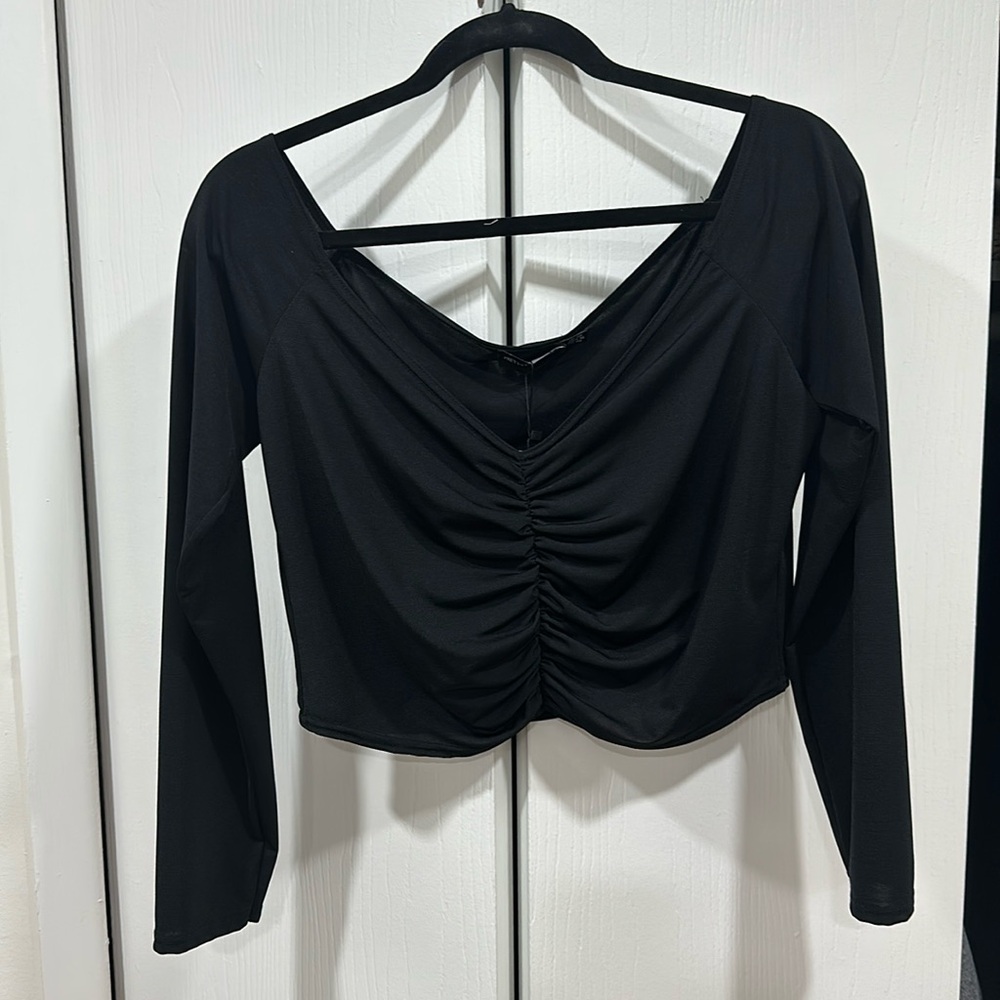 PLT scrunch crop top